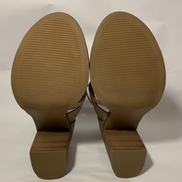 Universal Threat Wedged Bootie - Picture 6 of 10